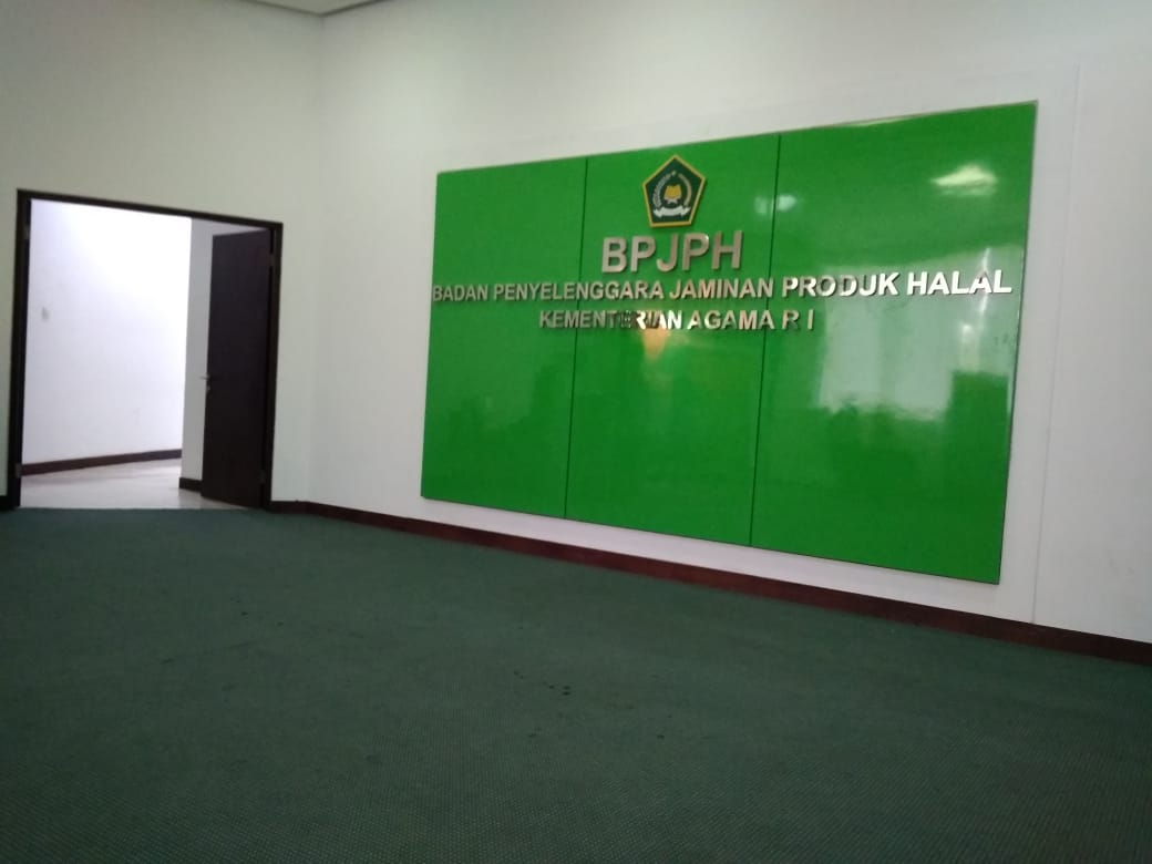 Hari Pertama Penerapan UU Jaminan Produk Halal, Kantor BPJPH Sepi